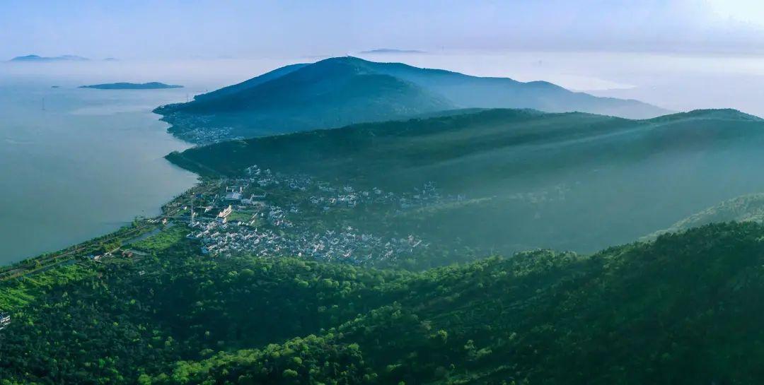 绿茶太湖洞庭山上所产的碧螺春有怎样的吓煞人香