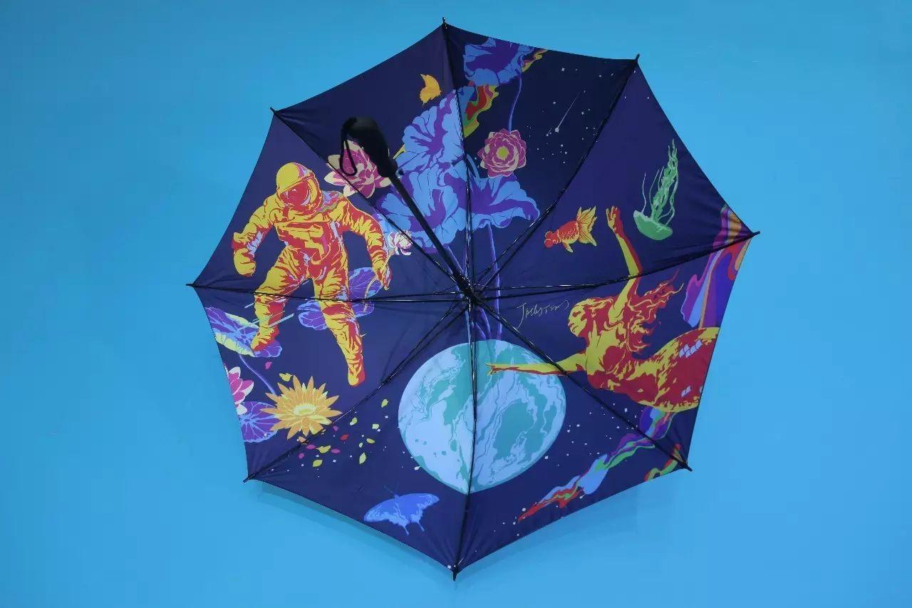 超过人民币10万元之邮轮假期及由jacky tsai亲笔签名的限量版雨伞等