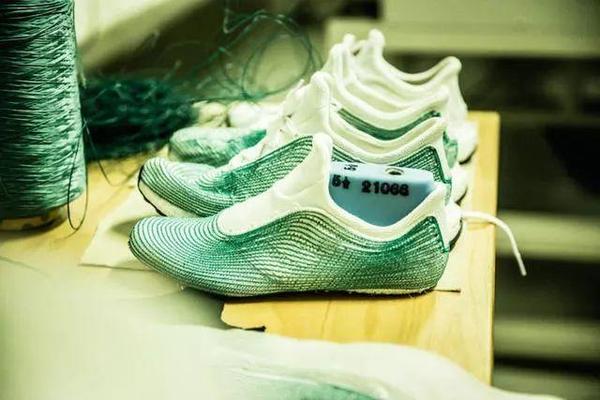 马尔代夫的塑料垃圾可以做多少双鞋？Adidas给出的答案是100万双- 知乎