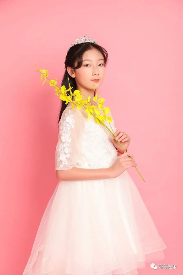 儿童模卡casting精选时代华娱小艺员林玟 