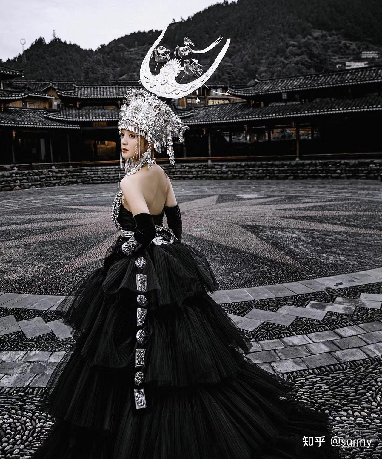 黑色轻婚纱 有着它独特的情绪|摄影|人像|深圳女摄LUMIN - 原创作品 - 站酷 (ZCOOL)