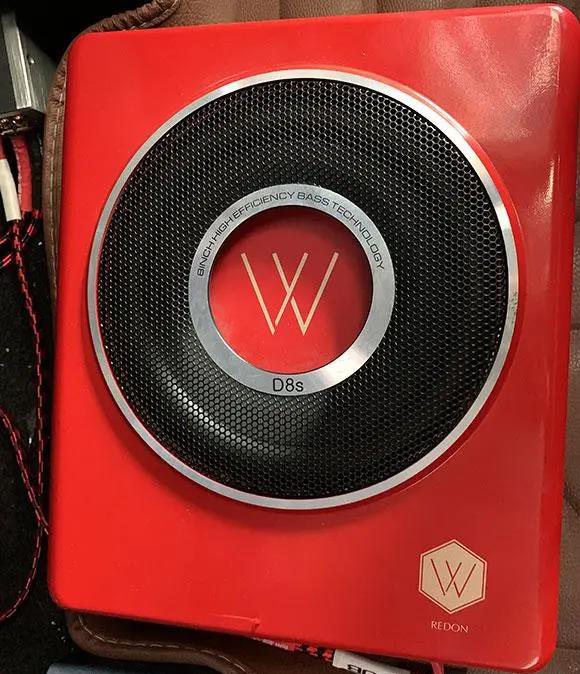 调音侠s812竞赛级dsp功放去进行音频处理,处理每声道独立的eq均衡