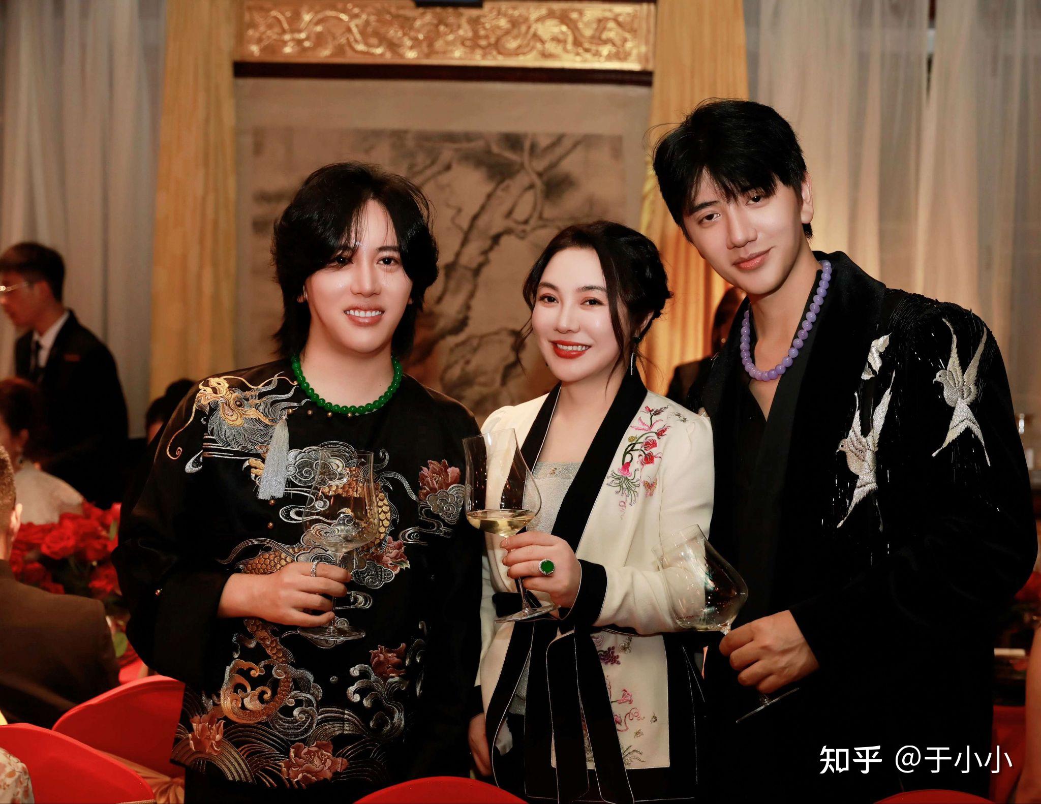 王红权星拜师崔如琢,国画大师与青年收藏家的惺惺相惜,更是传承