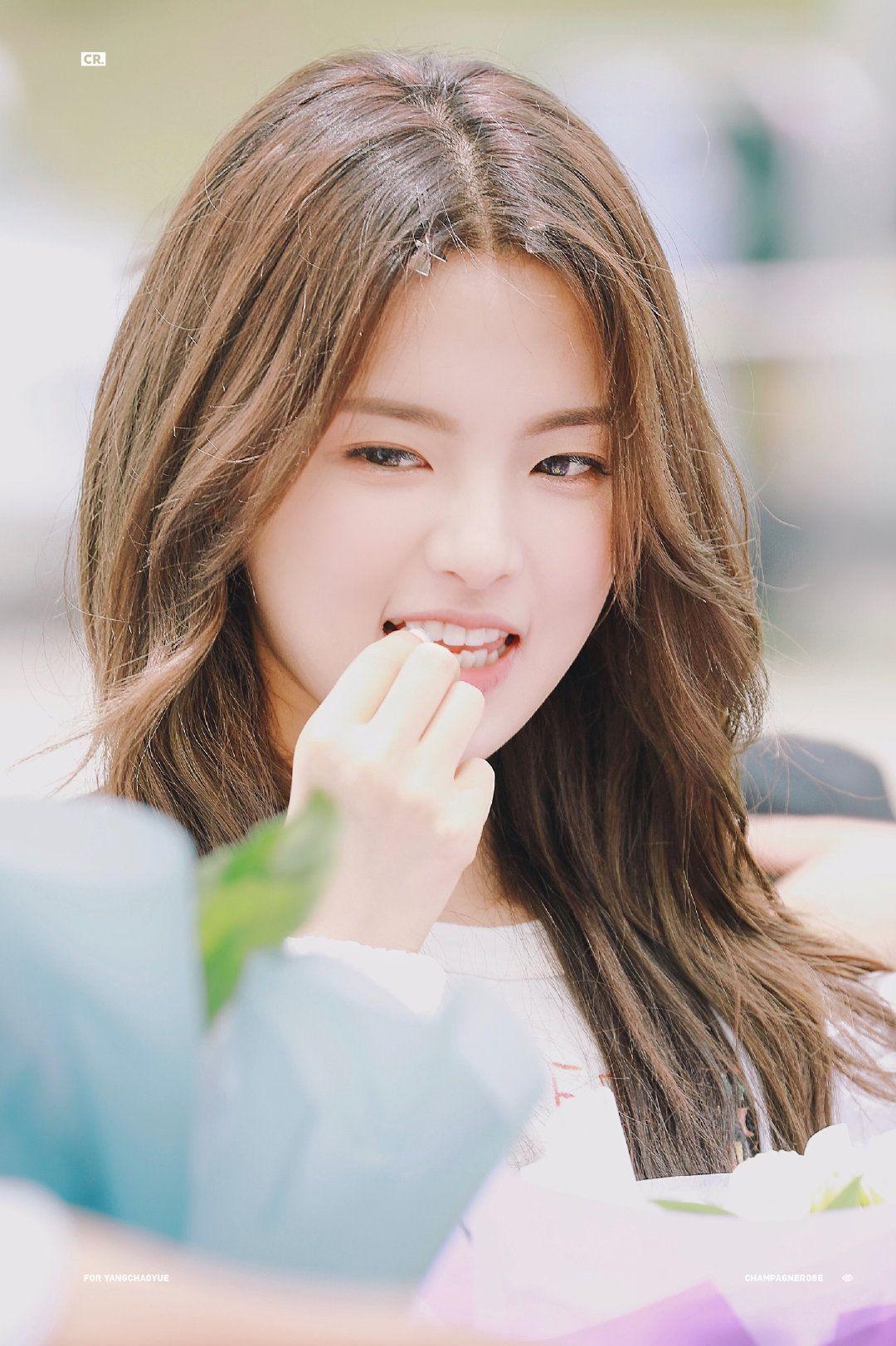 如何评价杨超越单曲《O.O》?