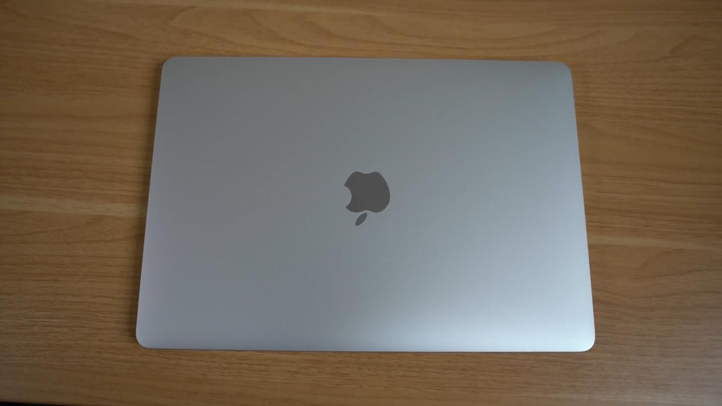 84 人 贊同了該文章 近日,蘋果在官網悄然上線了新款 macbook pro