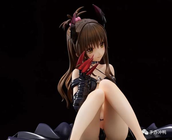 Uc 出包王女 结城美柑 黑化造型的妹妹据说很能干 知乎