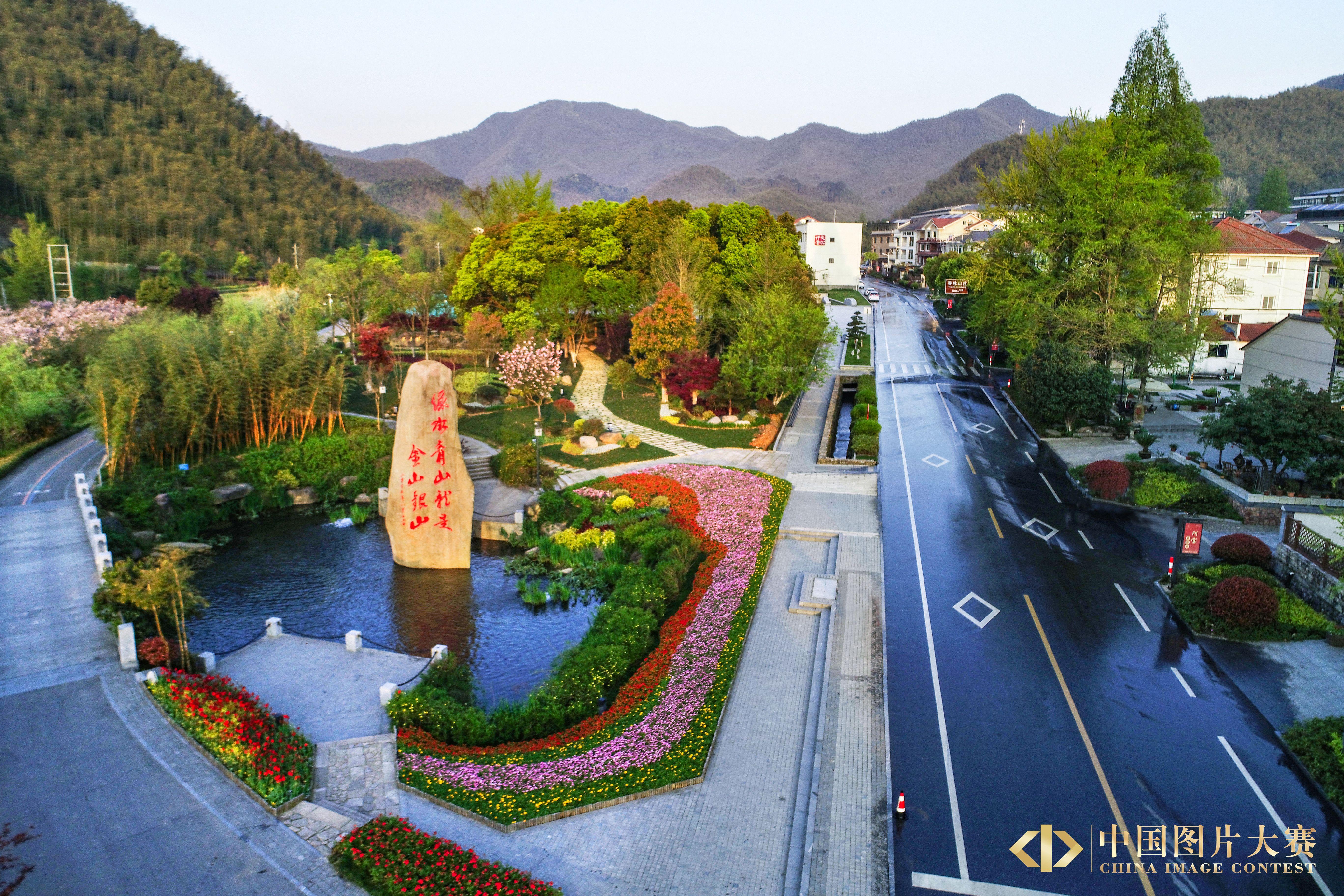 中国图片大赛乡村振兴新图专题赛巡展精彩亮相上海进博会