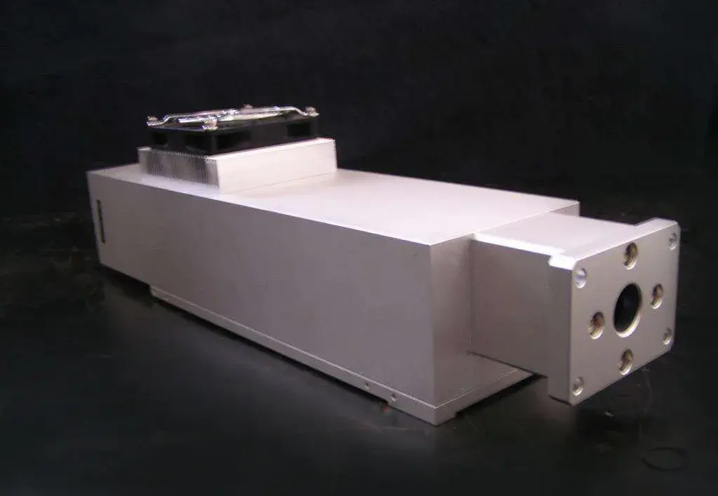 808nmvcsel激光芯片应用半导体泵浦固体激光器