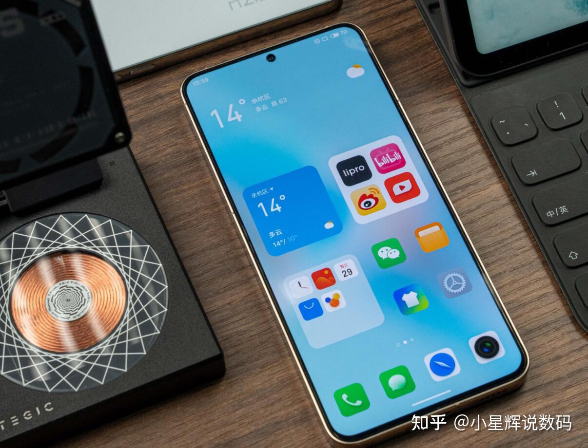 从4399元跌至2399元,从高端机跌至中端机市场,2k屏旗舰加速清仓