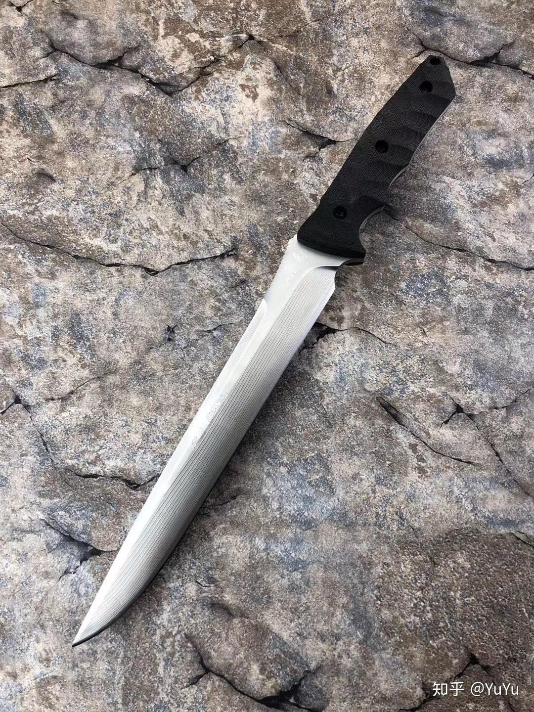 km-445 stout spear品牌 kikumatsuda 松田菊男这款狭长的刀体前部