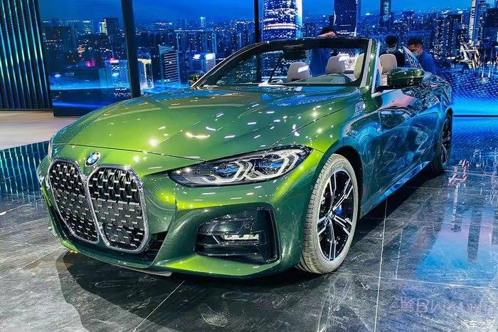 打卡广州车展宝马4系敞篷版凶猛与温柔混搭更有味道