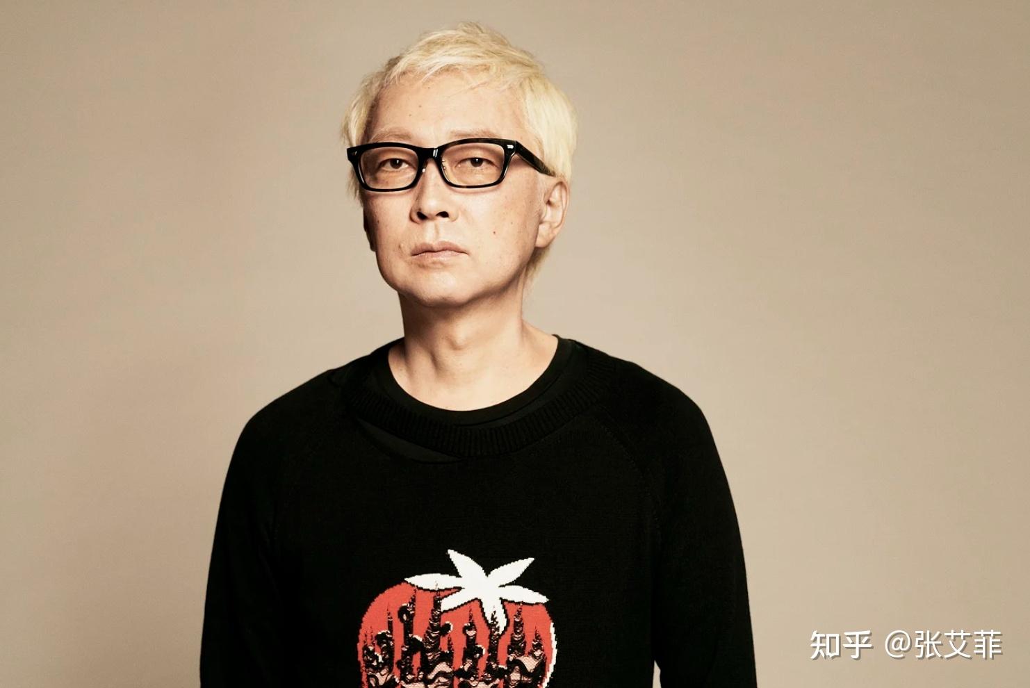 志人偶设计制作操控总指挥:泽则行编剧,导演,演员:宫藤官九郎绘本作家