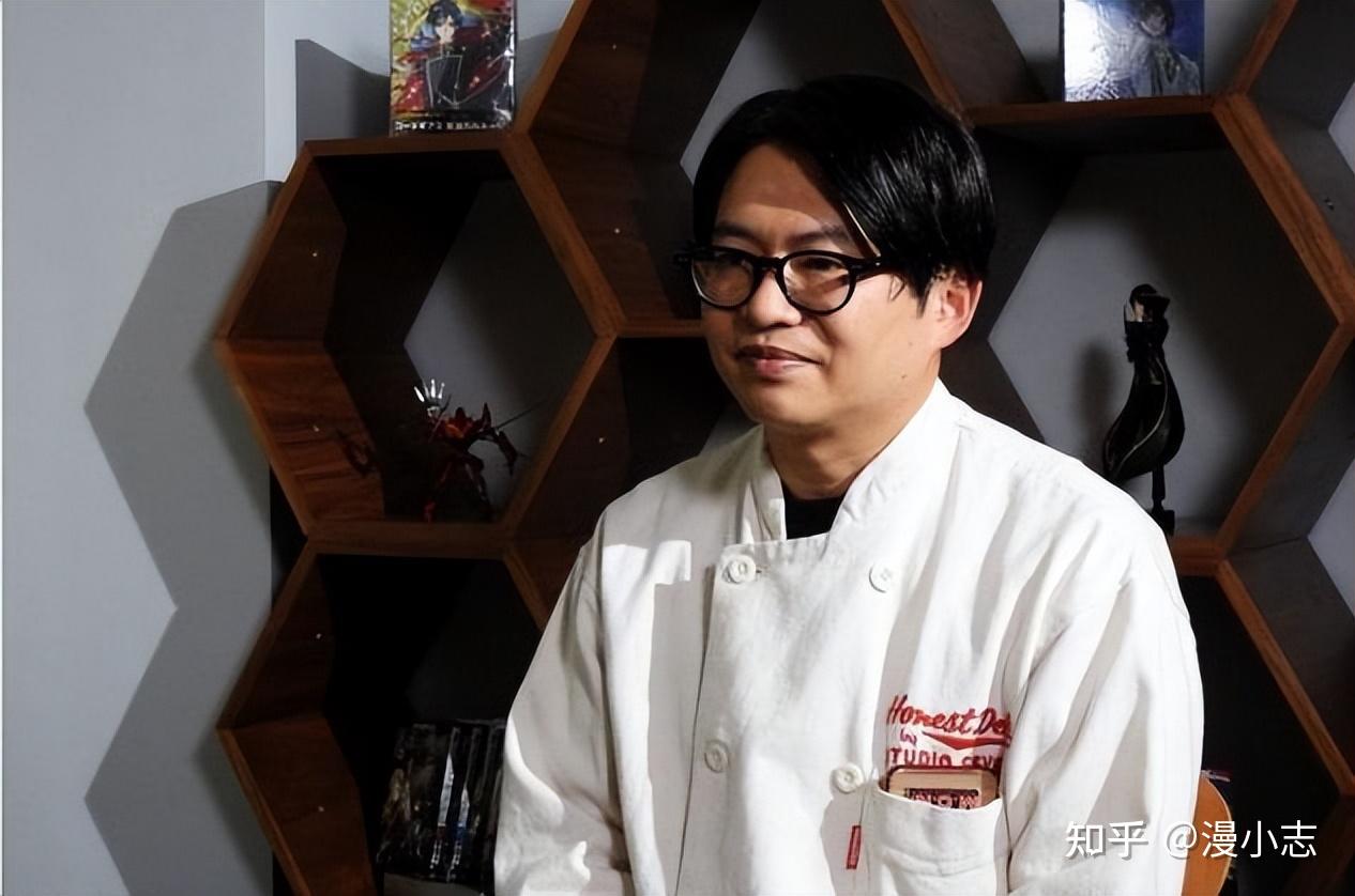 正式开始连载,这部漫画的编剧是特摄圈鼎鼎有名的井上敏树,人称"敏鬼"