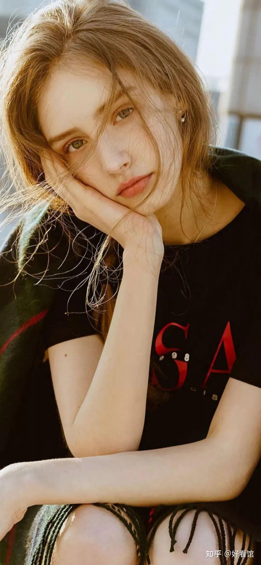 美国最漂亮的小姐姐图片 v2-1365b2d80a4482d16e4cd20a8dcab12b_r.jpg