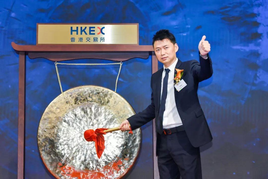 百亿地产巨头新力控股集团至暗时刻张园林身价蒸发100亿新力服务上市