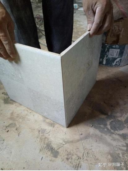 瓷砖阳角收口到底是倒角好还是扣条好