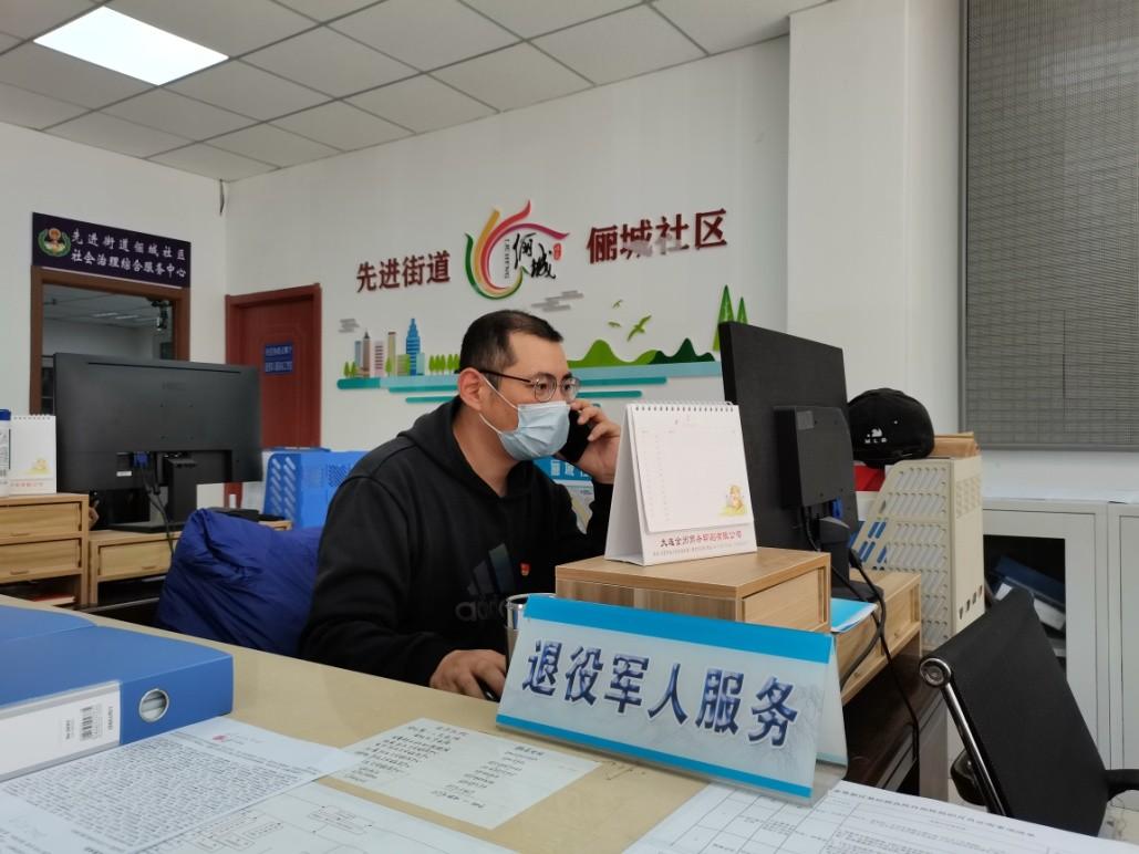 大连金普新区先进街道俪城社区的党员 葛长庆