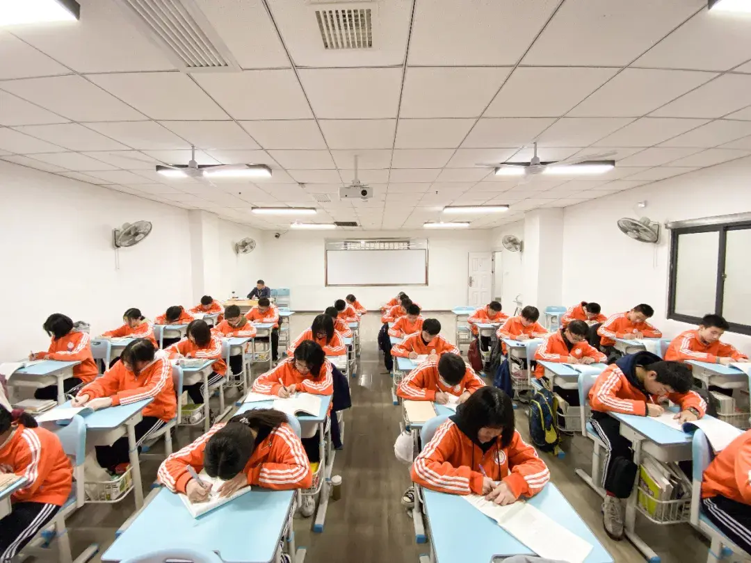 不负春光 不负晨——记录我们的校园早读 - 知乎