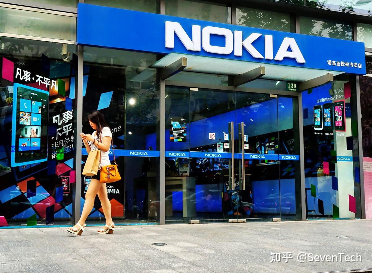 从销量来看,苹果,华为,小米以及现在的荣耀都是"主流手机厂商".