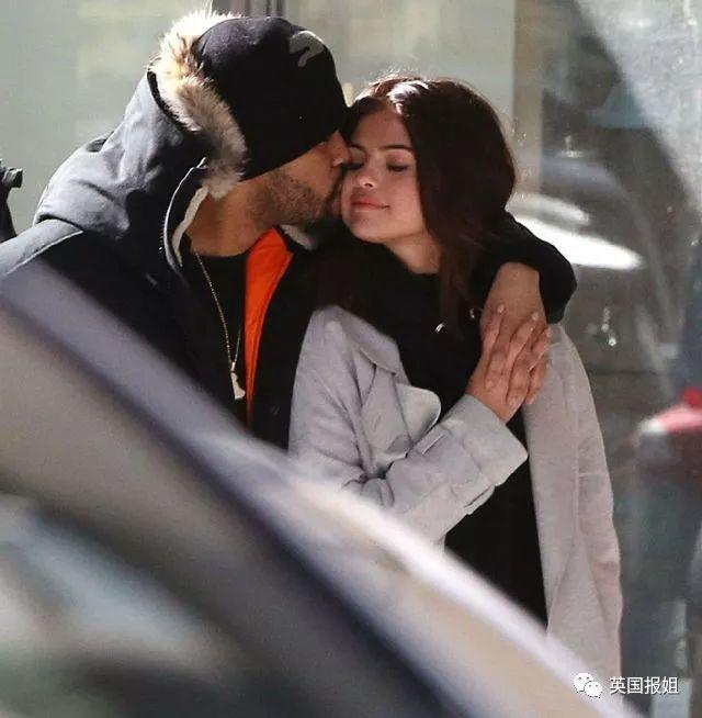 比伯和傻脸娜共进早餐相爱撕逼了六年终于又坐到一起