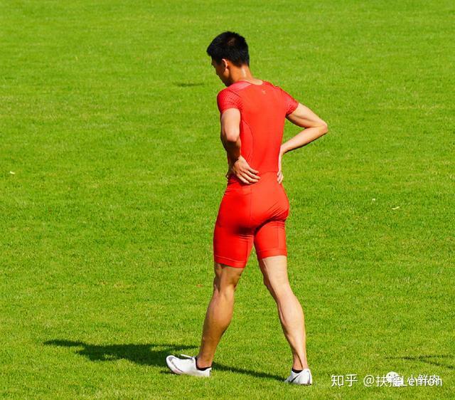 186cm体坛小野豹梁劲生走红这看点不输宁泽涛陈艾森