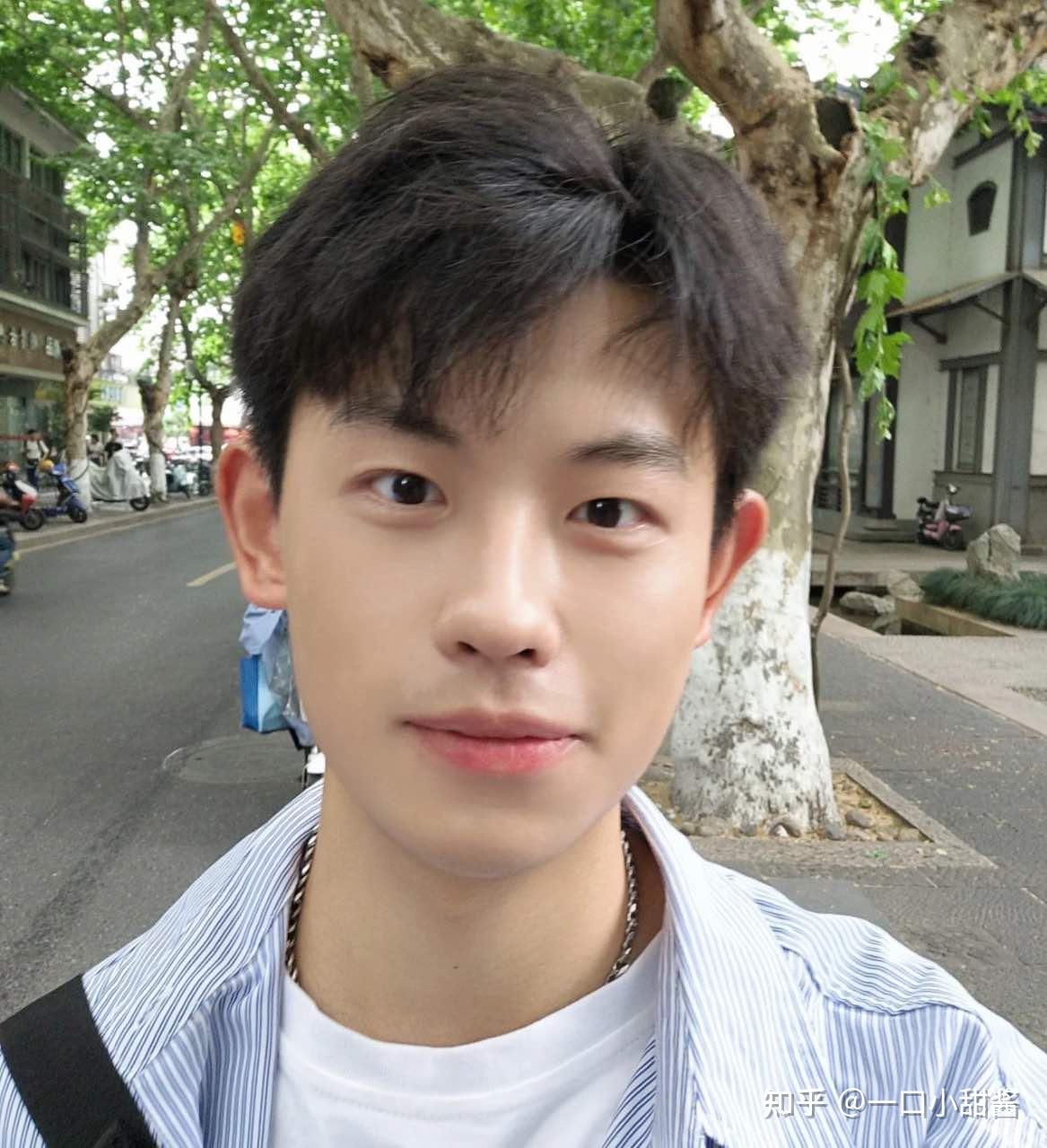 2023男士护肤攻略丨控油/祛痘/美白,在医学生眼中男大学生到底应该