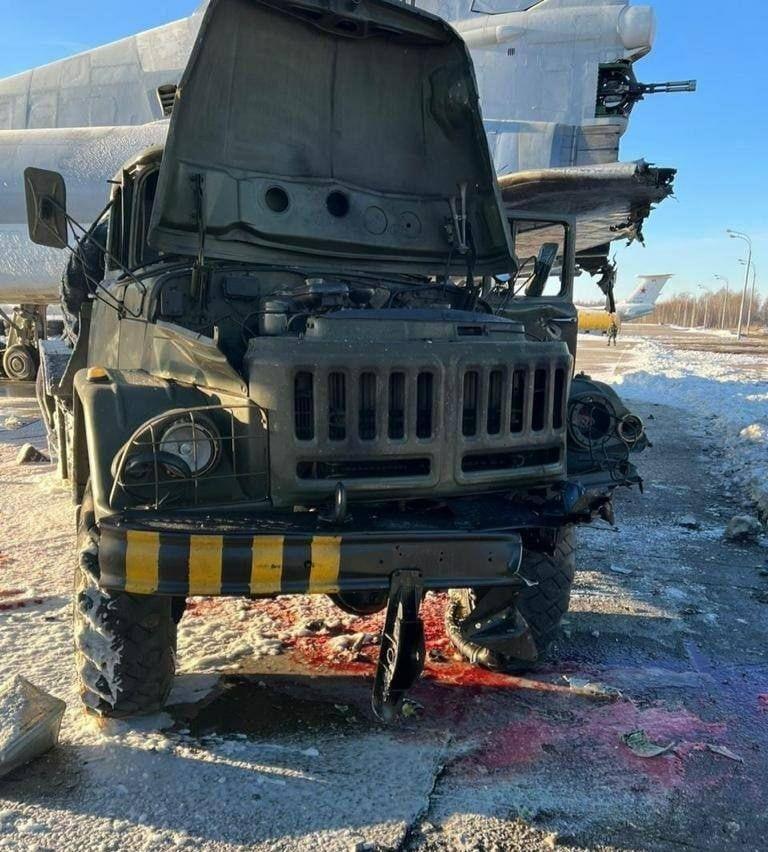 烏軍隊俄羅斯境內梁贊州的一處空軍基地發動襲擊,自殺式無人機的爆炸