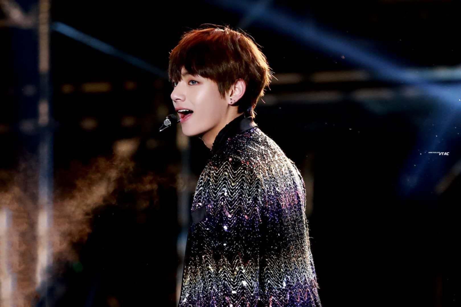 超级喜欢黑发金泰亨大家可以分享一些没有水印的图片吗收藏