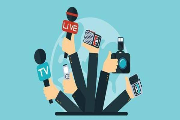 公共关系(public relations)简称公关,是企业与公众双向沟通传播关系