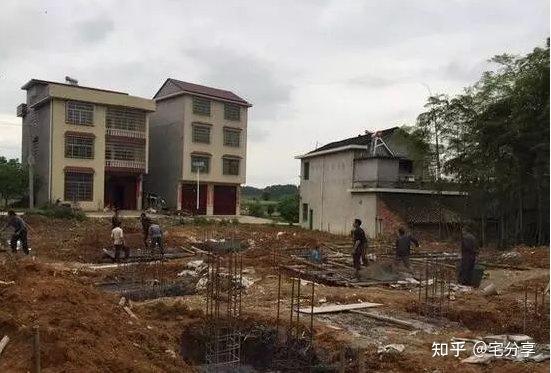 三层自建房修建过程,发生什么,竟然让网友纷纷围观 - 知乎