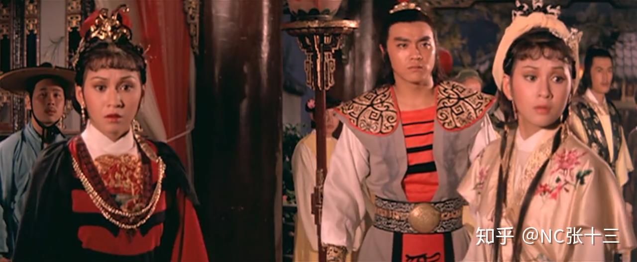 当时袁和平有《奇门遁甲》和梁家仁版《霍元甲》要执导,所以就让俩