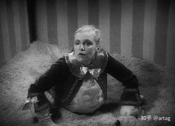 畸形秀 | 《马戏之王》背后的人性暗流