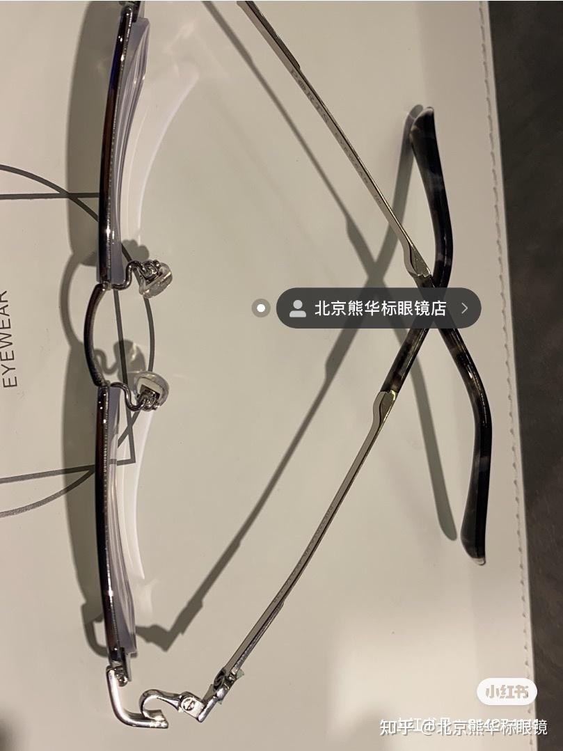 双非镜片特长,周边扭曲减少,外部看您眼睛变形减少,看您脸部扭曲变少.