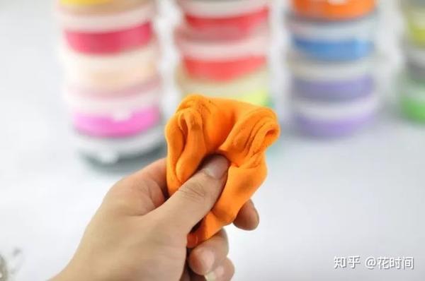 小宝宝粘土怎么玩儿 早教小游戏大集合 绝佳的精细动作训练 知乎