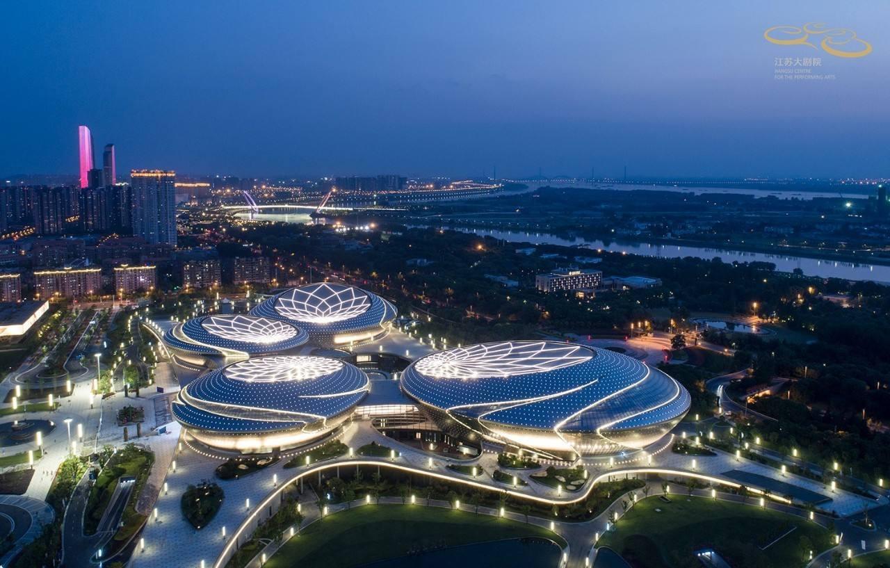 俯瞰江苏大剧院