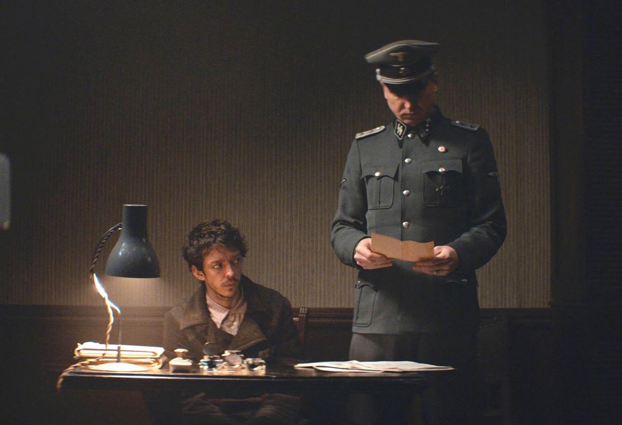 推荐电影:《波斯语课》