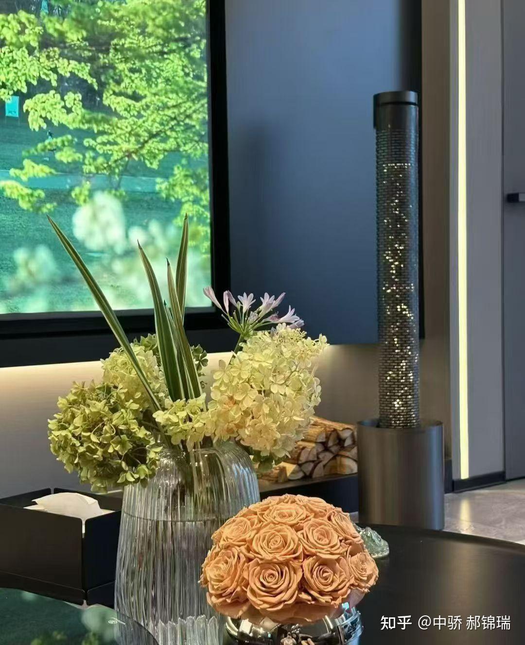意式极简风客厅实拍！这8个细节让空间质感翻倍 - 知乎