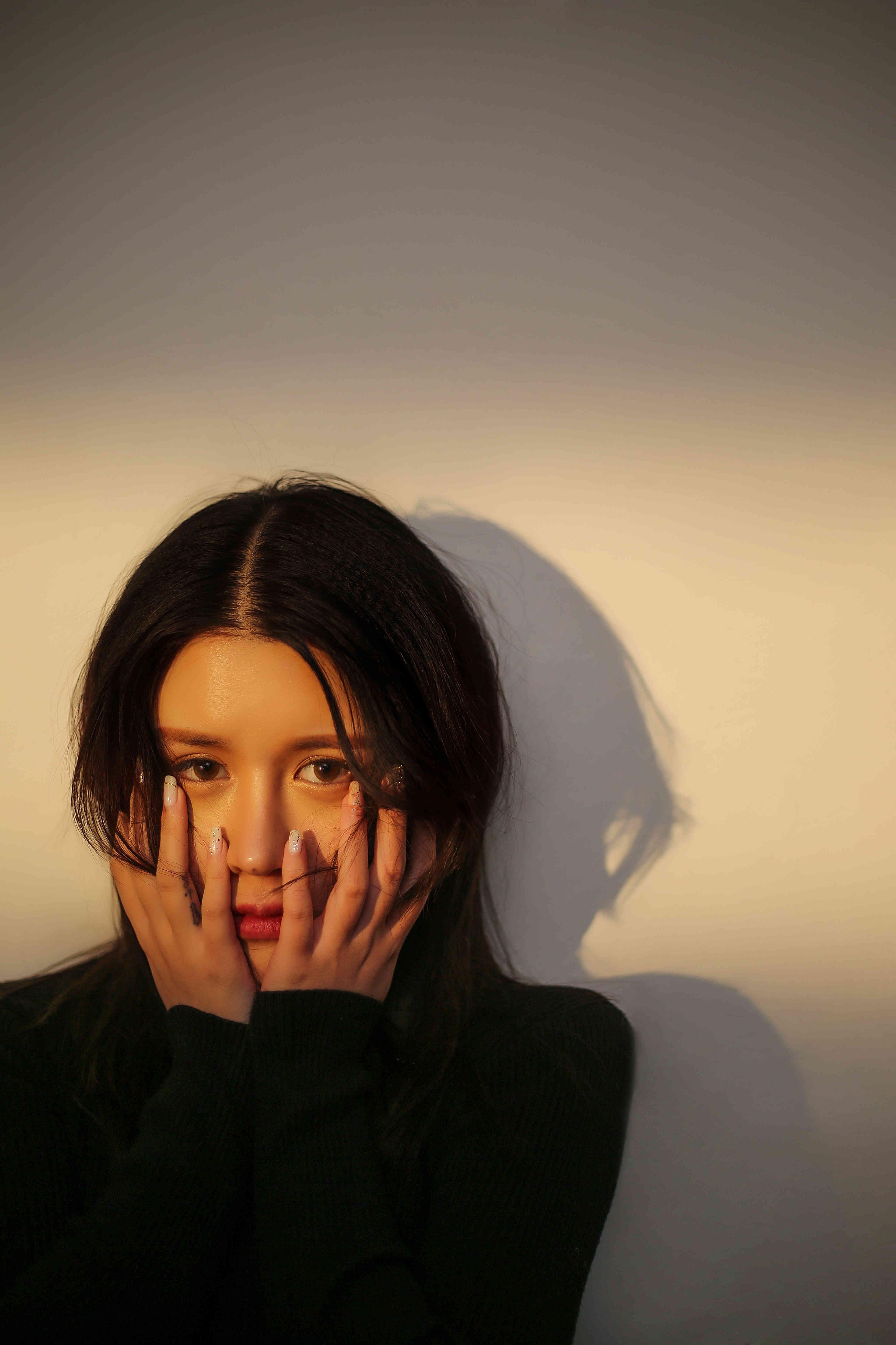 写真肖像照拍摄的更安静一些