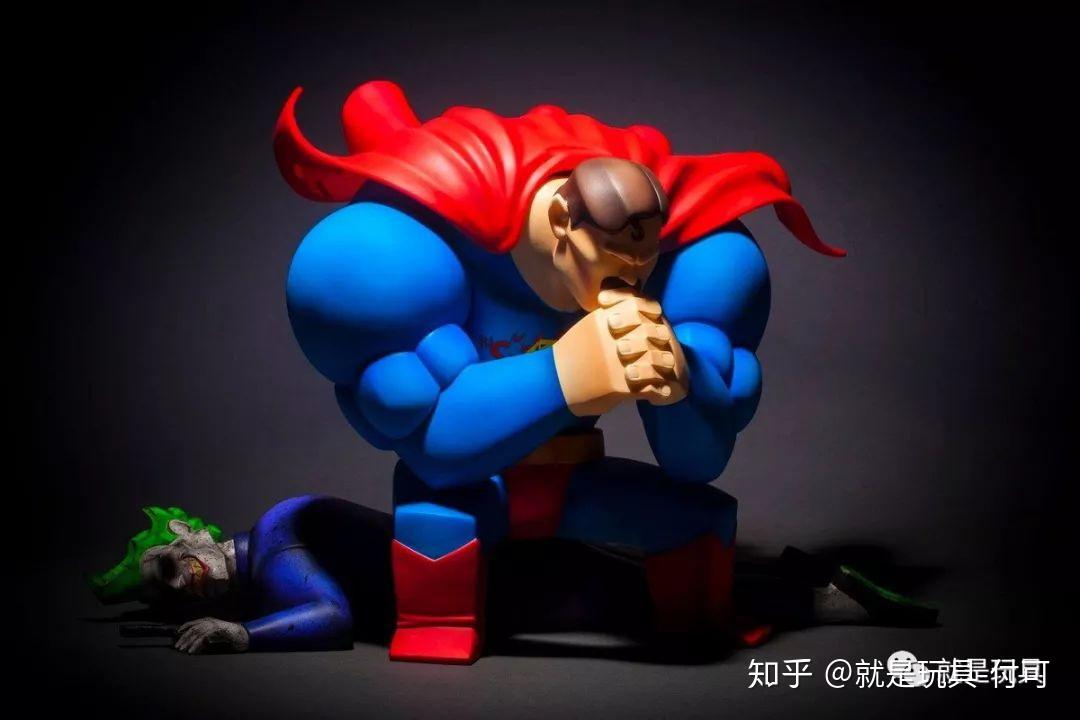 当超人杀死小丑时就是整个世界步陷入疯狂的标志