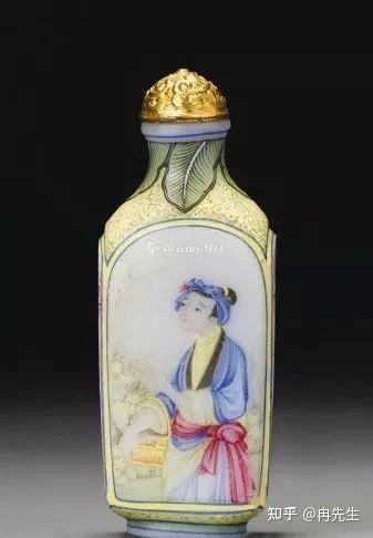 清代鼻烟壶值多少钱，铜胎画珐琅彩鼻烟壶，各个顶级拍卖行成交价格一览