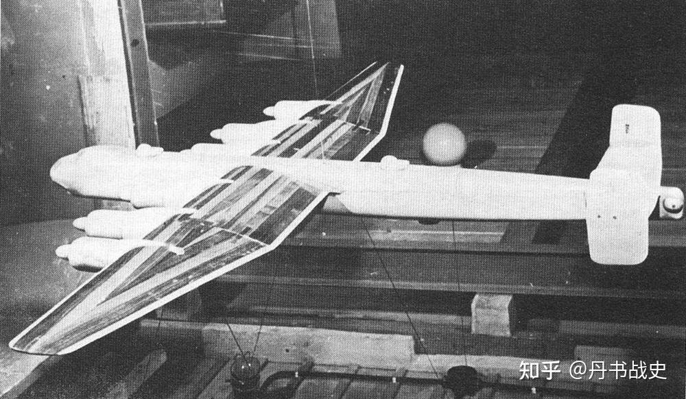 二战德国ta400重型轰炸机项目深刻演绎什么叫躺着也中枪