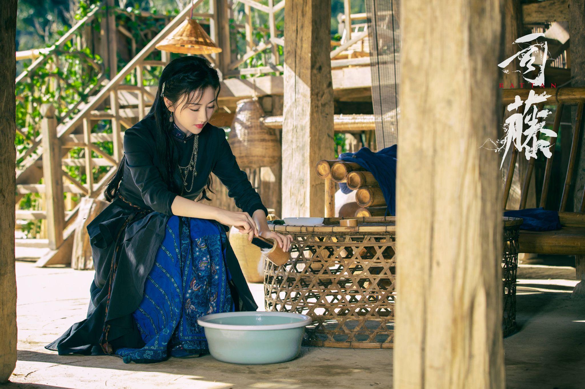 司藤无水印人物头像壁纸