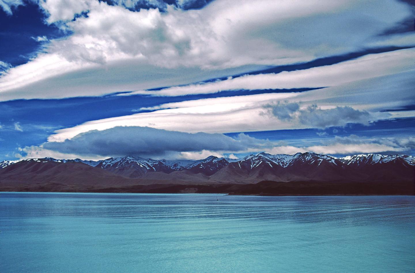 v2-165d0f2a6064f97ab8a17f605b51c0cd_1440w.jpg