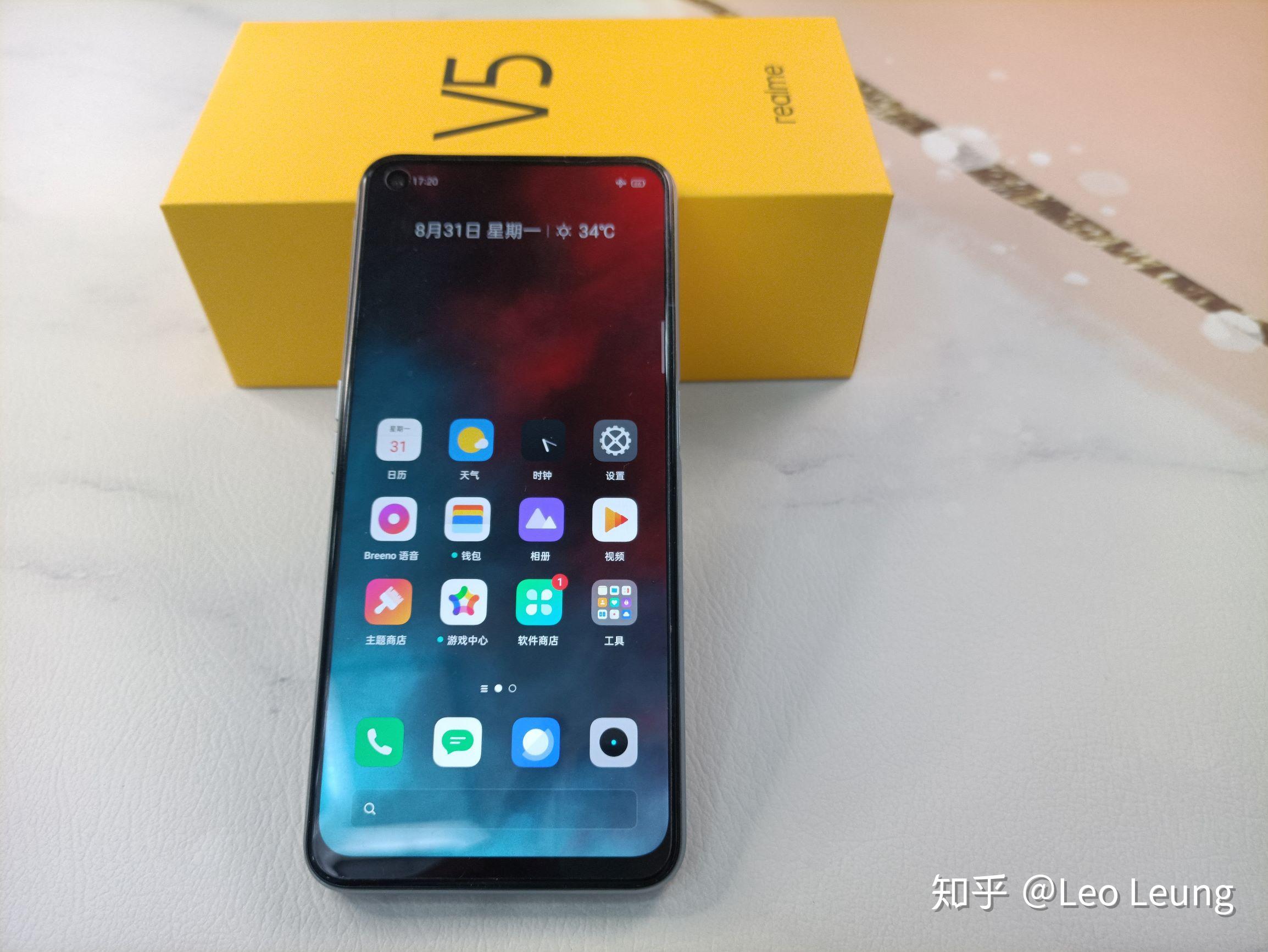 realme真我v5一出场就威武霸气千元5g的入门款