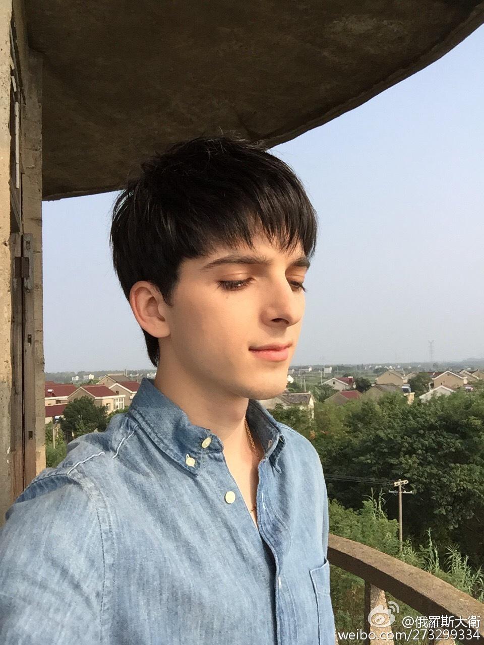 为什么现实中看不到帅哥(为什么现实生活中帅哥很少看见)