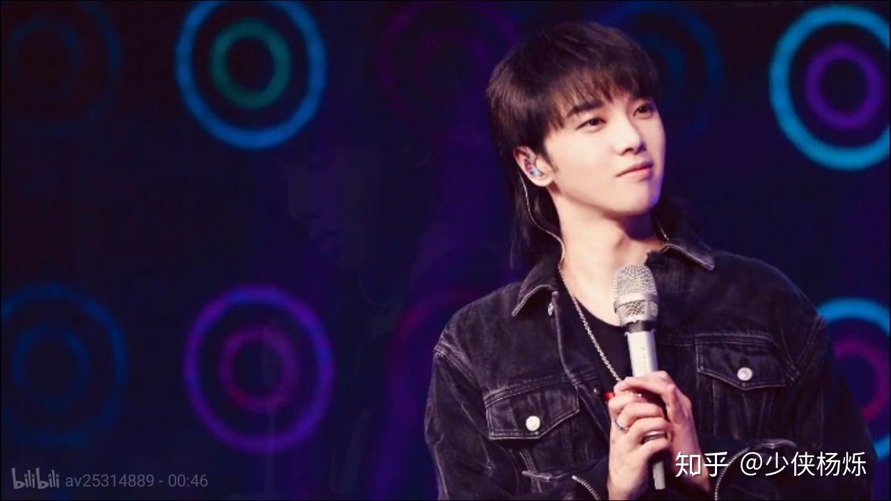 为什么叫火星华晨宇 v2-16e22ab6b1963df7a6efdb2f81ee1083_r.jpg