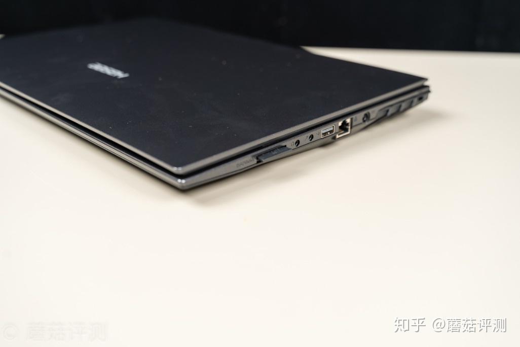 高性价比入门级游戏本神舟hasee战神k670eg6a6游戏笔记本电脑评测