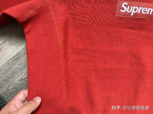 Supreme 18FW BOX LOGO 经典刺绣圆领套头卫衣全部颜色实拍展示- 知乎