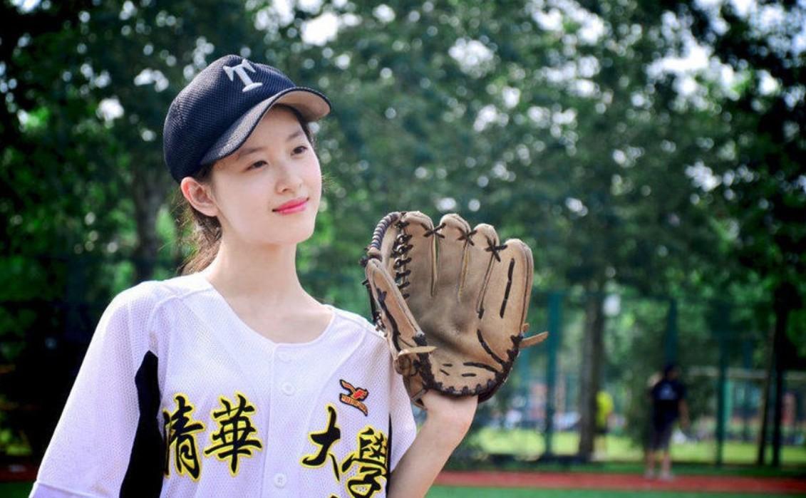 奶茶妹妹(章泽天)嫁给刘强东为何招那么多人喷?