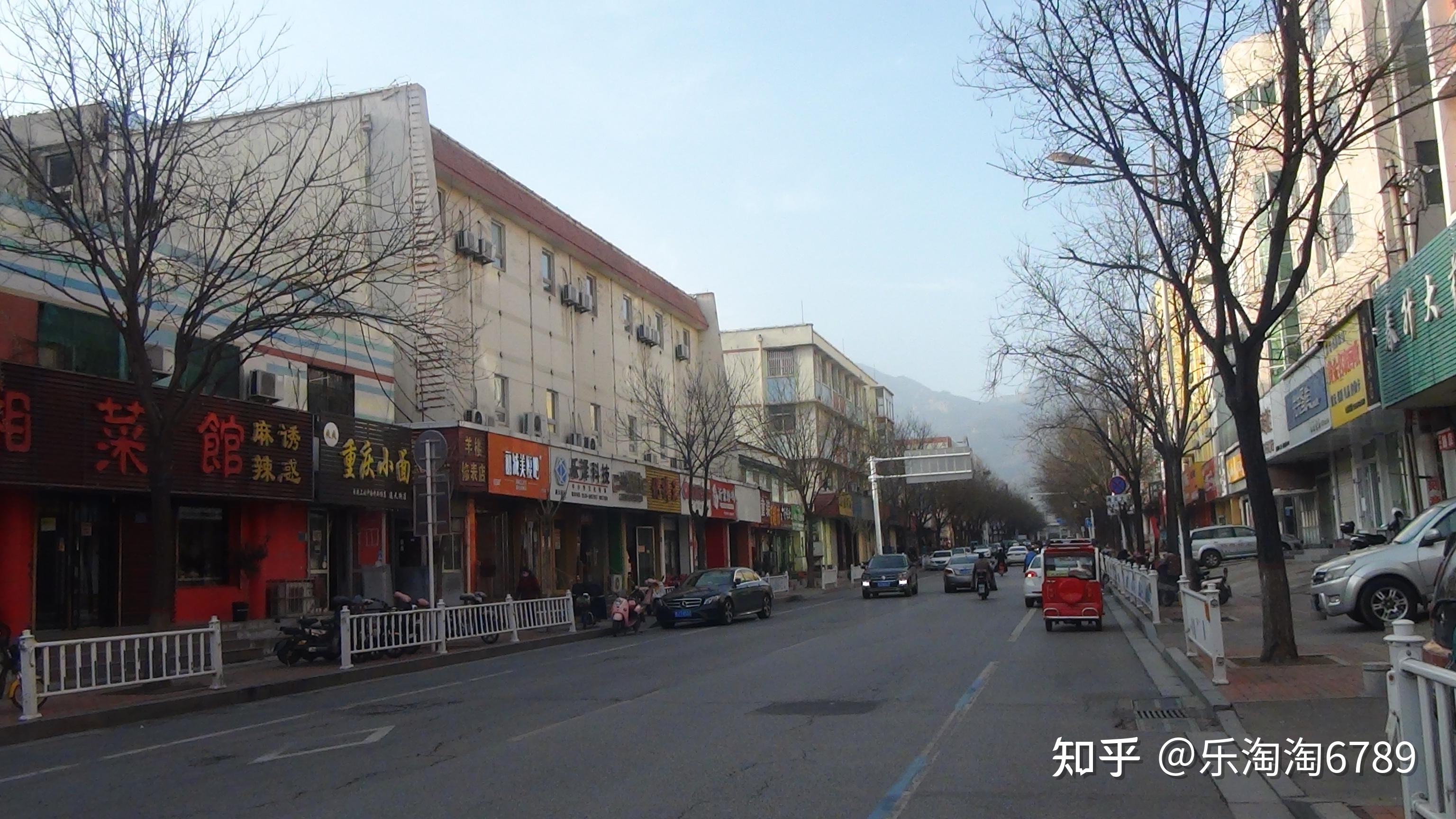 泰安一条街道紧邻美食街,曾为京省驿路,沿途一处景点已逾1000年! - 知乎